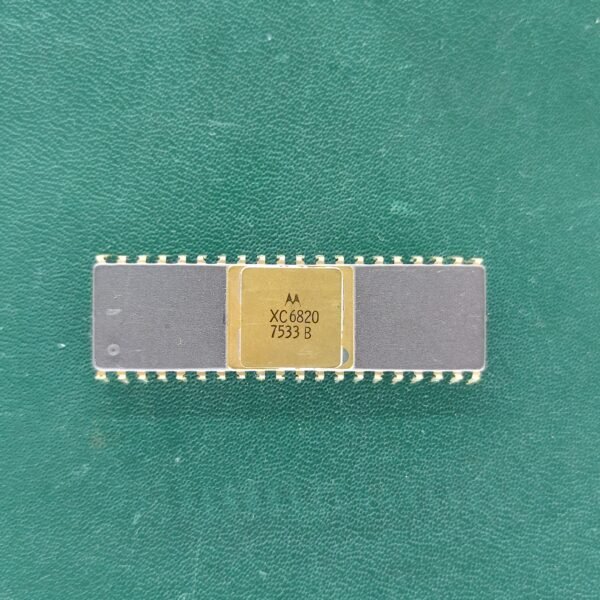 Motorola XC6820 Vintage Ceramic CPU Rare