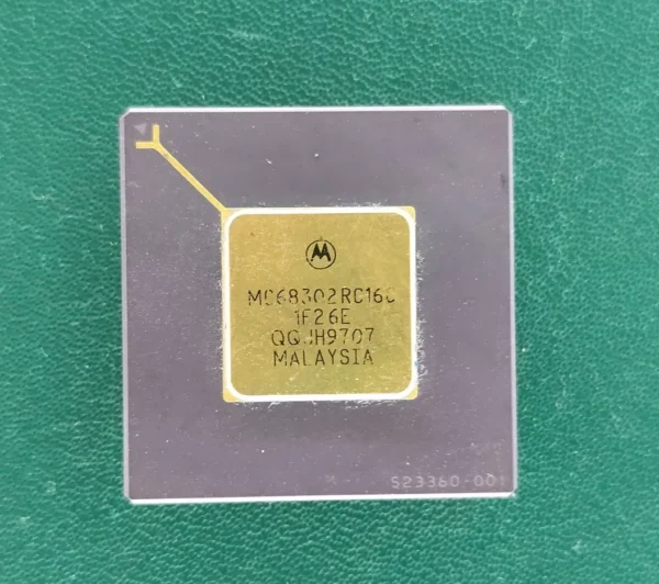 Motorola MC68020RC16C Vintage CPU 16MHz Rare Collectible Microprocessor