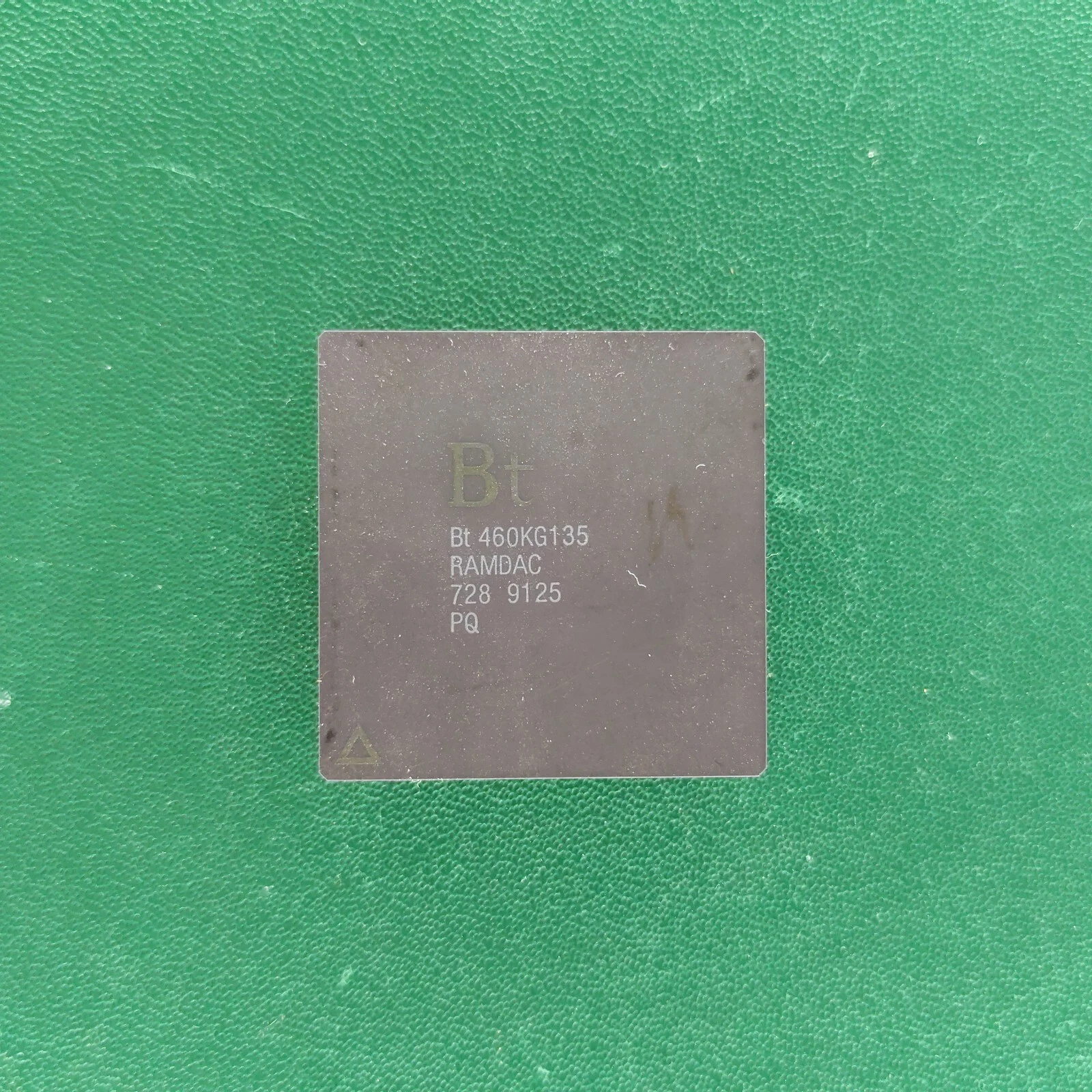 image_8 BT 460135 RAMDAC Vintage Ceramic CPU Gold Scrap Recovery Rare