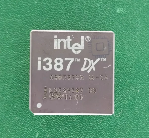 Intel i387DX 80387 Math Coprocessor – Vintage Ceramic PGA FPU for 386DX