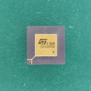 ST TS68000CR10 – Vintage Motorola 68000 CPU, Ceramic Gold Cap (1988)