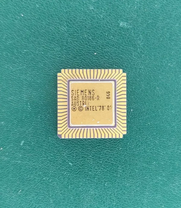 Siemens SAB 80186-R Vintage Ceramic Gold Cap Intel Licensed CPU (Austria)