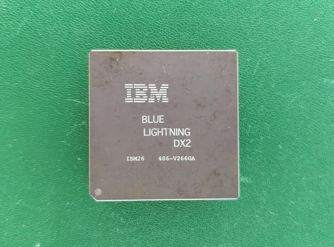 image_2 IBM Blue Lightning DX2 vintage 486 ceramic CPU processor