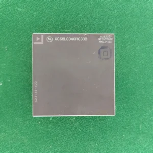 Motorola XC68LC040RC33B Vintage 33MHz Ceramic PGA CPU (1990s)