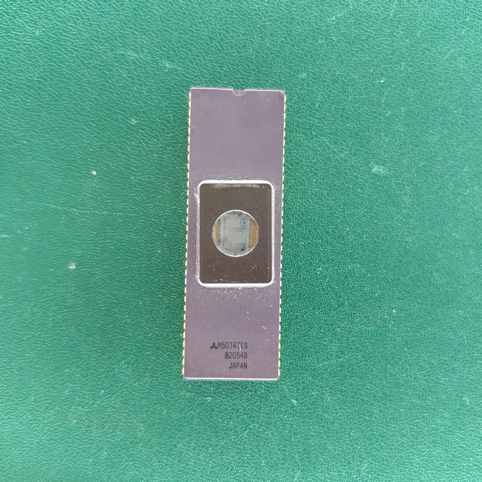 image_2 Mitsubishi M50747ES vintage EPROM microcontroller ceramic DIP with window Japan