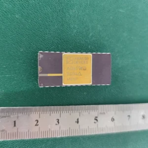Analog Devices AD679KD vintage ceramic IC chip for gold recovery