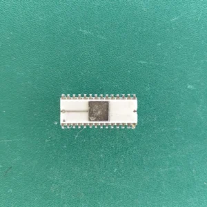 1 Vintage Ceramic IC – Gold-Plated DIP Chip – Ideal for Gold Scrap Recovery