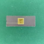 Philips N8X305I microcontroller ceramic gold DIP vintage IC 1983